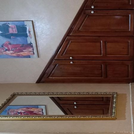 L'Art Chez Omar Apartment Azrou Luaran gambar